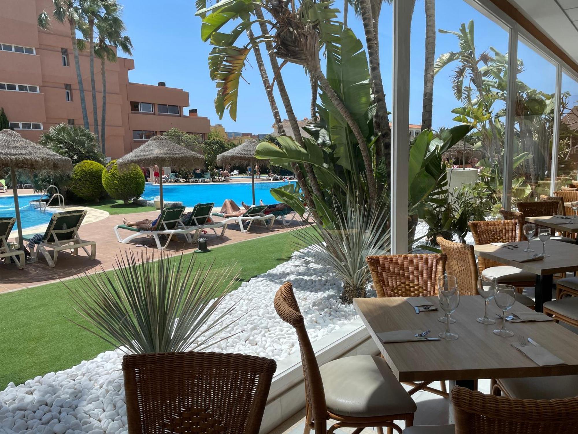 Arena Center Hotel apartamentowy 4*